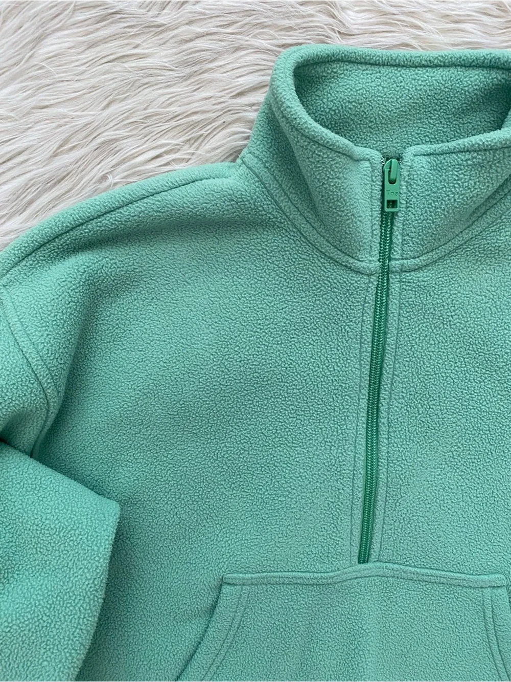 Aritzia TNA Lena Polar 1/2 Half Zip Fleece Sweater Pullover Light Green S - Picture 4 of 11